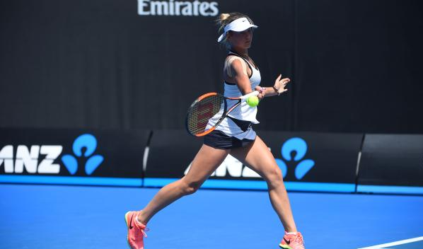 公开场合展 公开场合展