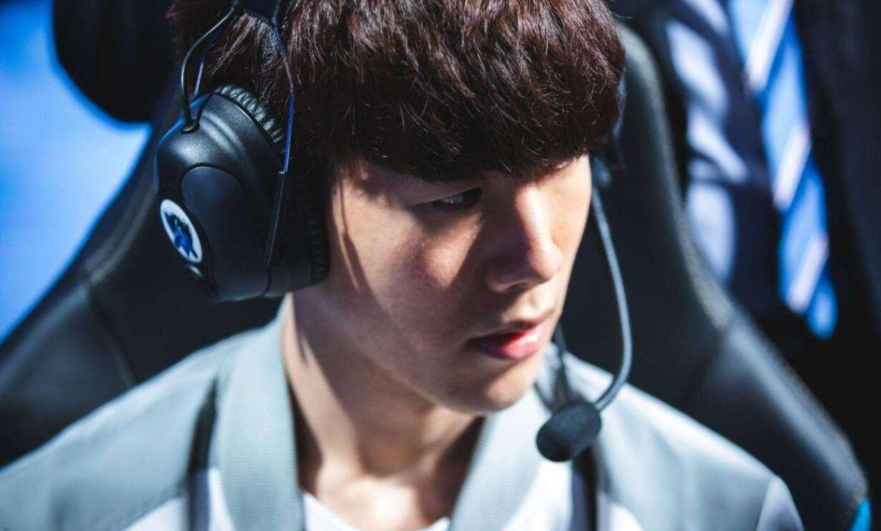 结合现代足 结合现代足