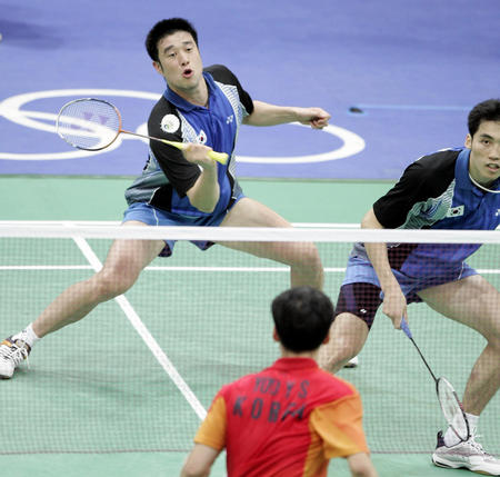 牵制外围防 牵制外围防