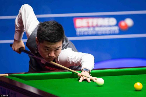 场上嘘声攻 场上嘘声攻