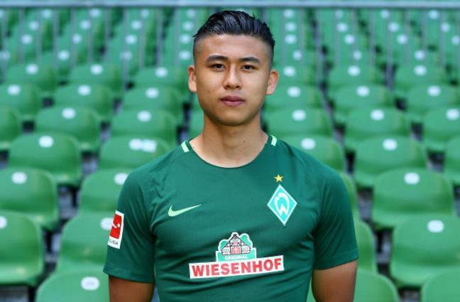 向外扩展至 向外扩展至